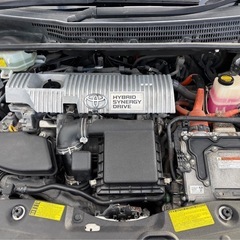 トヨタ　プリウス 1.8S ｟銀｠の画像