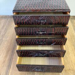 00015　鎌倉彫　小引出の画像