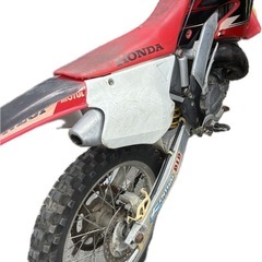 モトクロッサーcr125rの画像