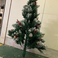 ★クリスマスツリー 約120cm オーナメント、電飾付きの画像