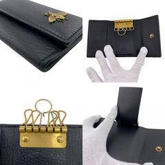 グッチ GUCCI キーケース アニマリエ メタルビー 523683 ブラックの画像
