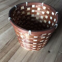  【引き取り限定。置き配。越前市】竹製の鉢の画像