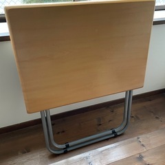 お取引き様決定　折りたたみ式テーブルの画像