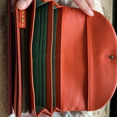 シビラ　革長財布の画像