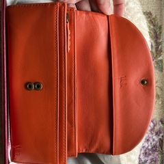 シビラ　革長財布の画像