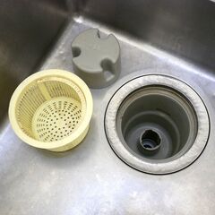 ≪zyt2560ジ≫ マルゼン ステンレス製 業務用1槽シンク 幅60cm 奥行60cm バックガード付 単水栓2口付属 現状品 中古厨房機器/宮城県仙台市 71029-04の画像