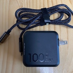 ●EEIVOL ポータブル電源 evopow 600W 瞬間最大1200Wと高速充電器の画像