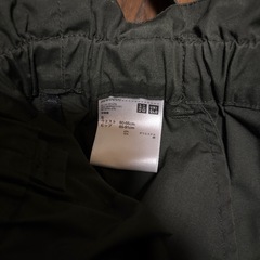 ユニクロUNIQLO♥︎モスグリーンスカートSサイズの画像