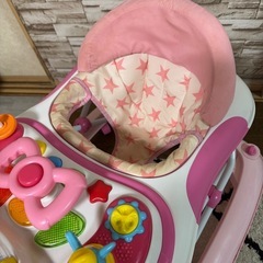 ベビー 歩行器の画像