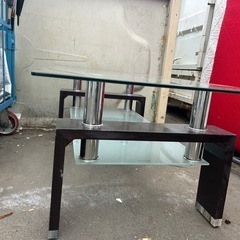 【無料】ニトリガラステーブルの画像