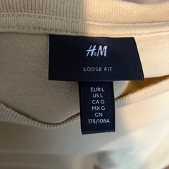 H&M Tシャツ2着セットの画像