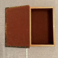 アンティーク調収納ブックケースの画像