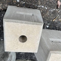 コンクリートブロック　色々の画像