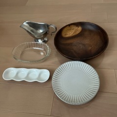 食器セット【引越しのため出品中】の画像