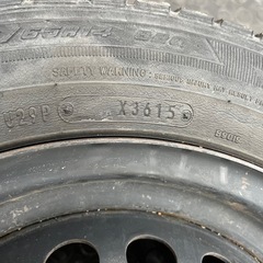 【中古】ヴィッツ純正スタッドレスタイヤの画像