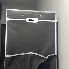 ハンガーラックカバー付きの画像