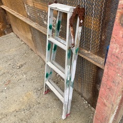 アルミ脚立の画像