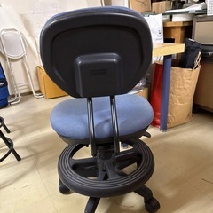 ★★過去投稿　再掲載　高さ調節可能イスの画像