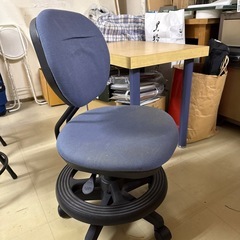 ★★過去投稿　再掲載　高さ調節可能イスの画像