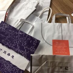 【引き取り限定。置き配。越前市】紙袋　大量セットの画像