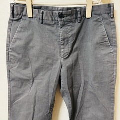 【メンズ・GU】綿パン　長ズボン　10分丈　チノパン　グレー　85㎝の画像