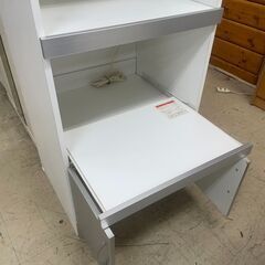 リサイクルショップどりーむ荒田店　No5266 食器棚　キッチンボード　縦長　スリムタイプ　コンセント付き♪　の画像