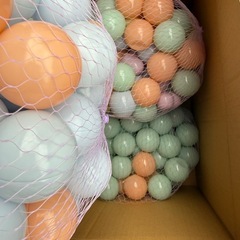 海洋球たくさんの画像