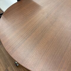 【ジモティー割あり】【ジャングル守口店】昇降丸テーブル　コクヨ　ビューライズの画像