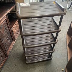 リサイクルショップどりーむ荒田店　No5254 シューズラック　簡易　玄関収納　プラスチック 4段　コンパクトの画像