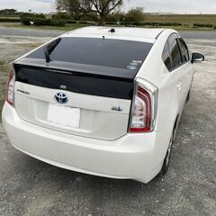 トヨタ　プリウス　Sの画像