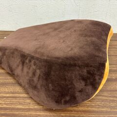 【お売りします】LBC もちさら座椅子クッション 低反発クッション ブラウン系 オレンジ系の画像