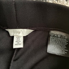 テロっとした黒H&M  の画像