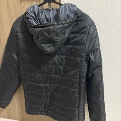 ダウン Mの画像