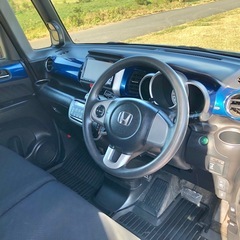 N-BOXプラス⭐️ツートンカラー⭐️HONDA⭐️軽自動車⭐️自動車本体⭐️の画像