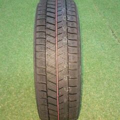 スタッドレスタイヤ(未使用)の画像