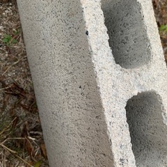 ✨お話し中です✨　コンクリートブロック　セメントブロックの画像