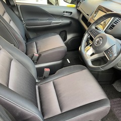 ニッサン セレナ ハイウェイスターG  ハイブリッド ミニバンの画像