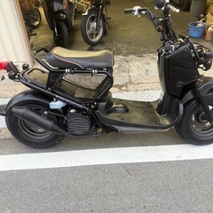 ⭕️(即乗出し🙆‍♀️OK)HONDA大人気車種のZoomerの極上車両です。4スト、水冷、キャブ車長く乗りたい方、必見です。⭕️の画像