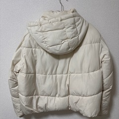 ZARA ダウンジャケット ショート丈 Sサイズの画像