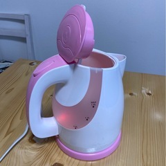 【わけあり】電気ケルトLEDLight 1.6Lの画像