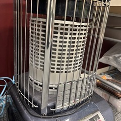 冬場これがあれば快適‼️業務用石油ストーブの画像