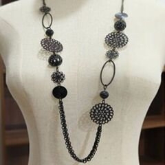 美品刻印等有無し混在アクセサリージュエリーお纏め8点【指輪リング6個、ブローチ1個、ロングネックレスペンダント1個】の画像