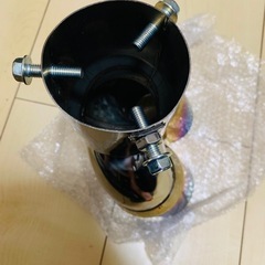 ステンレス製対角大型ダブテールマフラーカッターの画像