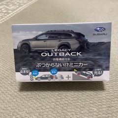 新品未使用！ぶつからない⁉︎ミニカー 四駆機能付き LEGACY OUTBACKの画像
