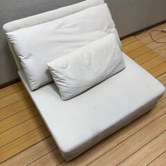 イーナ Ehre 一人掛けソファ ホワイト スエード調 美品 en-354　135010 広め座面 ゆったり リビング ワンルーム 寝室　【糸島市内 送料無料】251113-15の画像