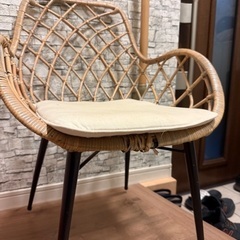 テーブル、椅子✖️2セットの画像