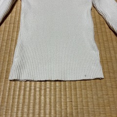 ニットカットソー Sサイズの画像