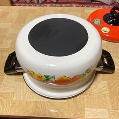 【決まりました】未使用のレトロなホーロー製の両手鍋の画像