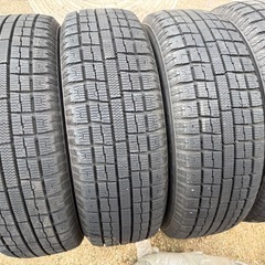 スタッドレスタイヤ　軽四サイズ
の画像