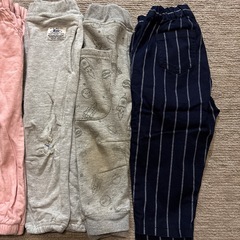 子供服サイズ90.95ズボンの画像